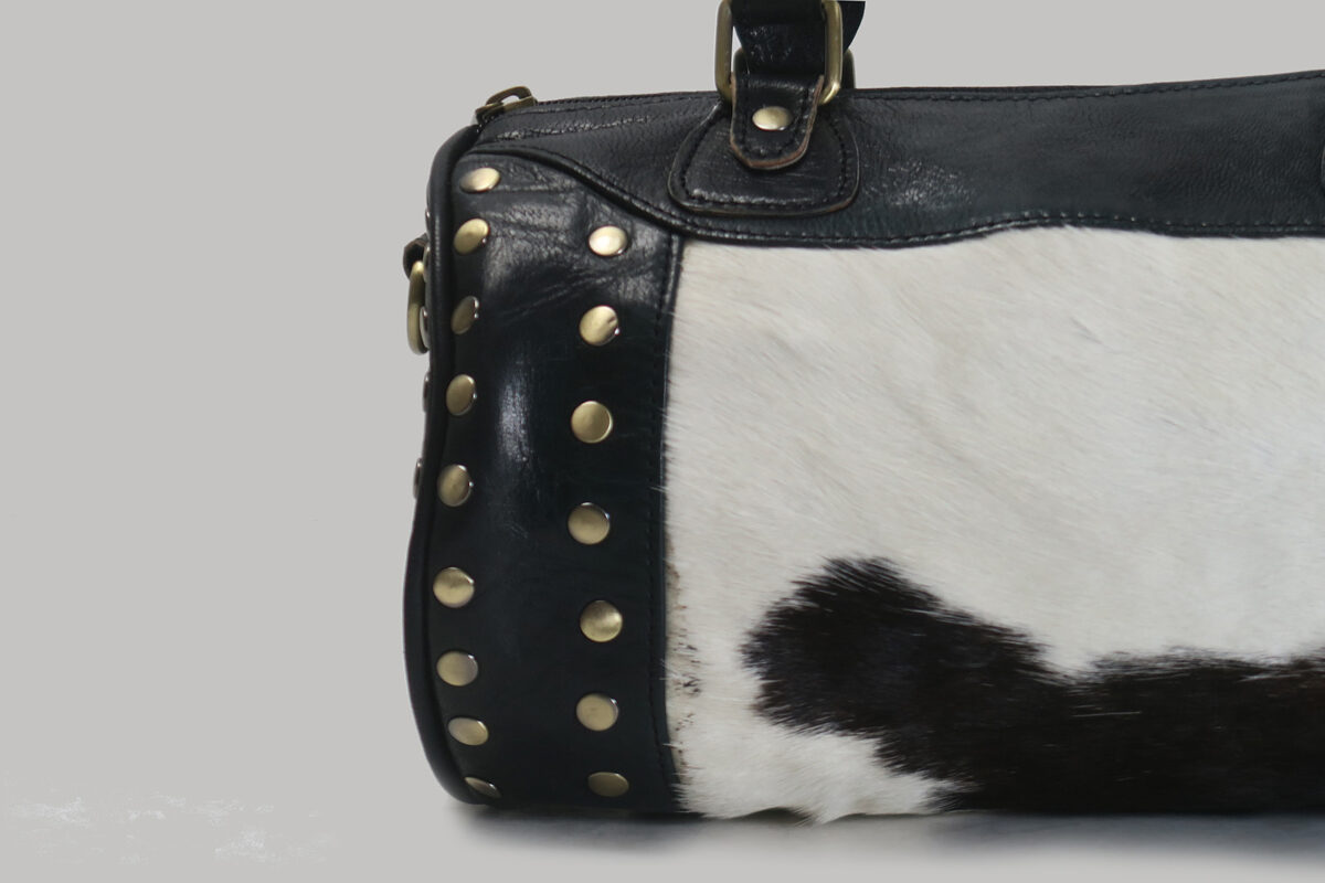 Handcrafted Cowhide Leather Bag Black 005